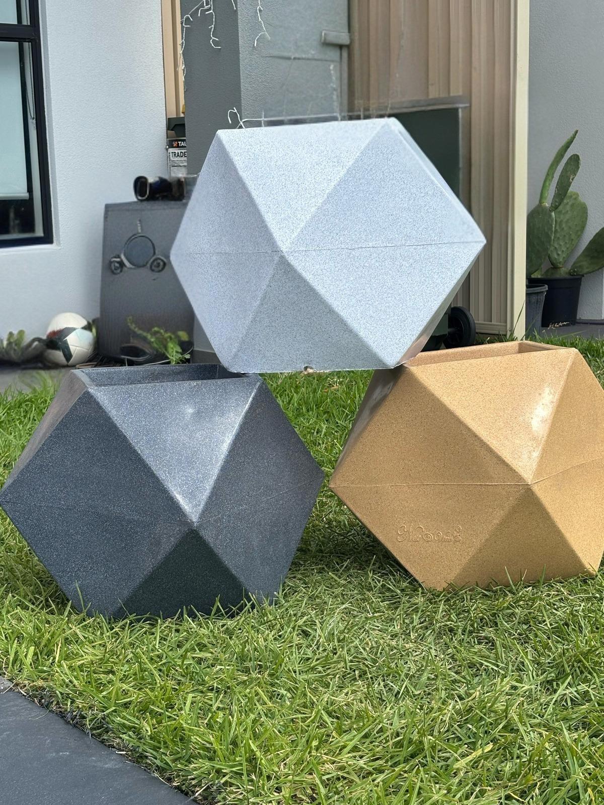 Diamanti Pot / Planter - Diamond Shape & Light Weight